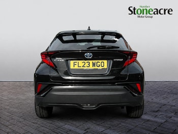 Used Toyota C-HR 2023 for sale - 79440587: Photo