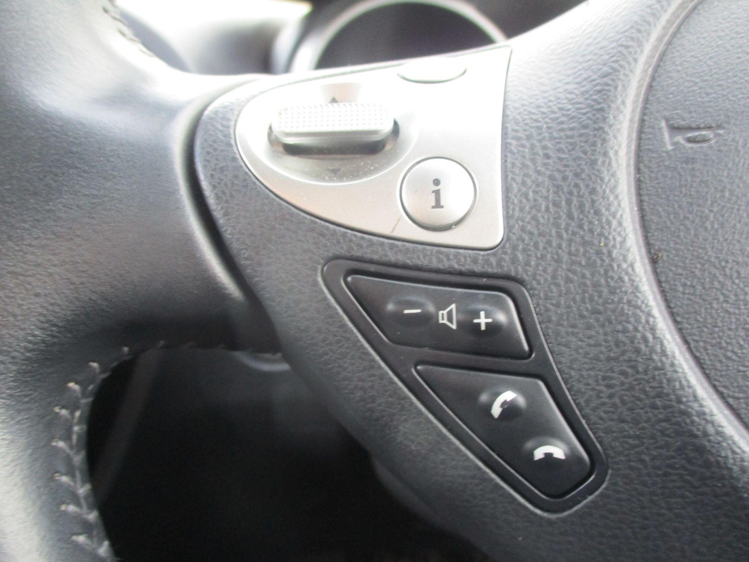 Used Nissan Juke 2018 for sale - 76512095: Photo 16