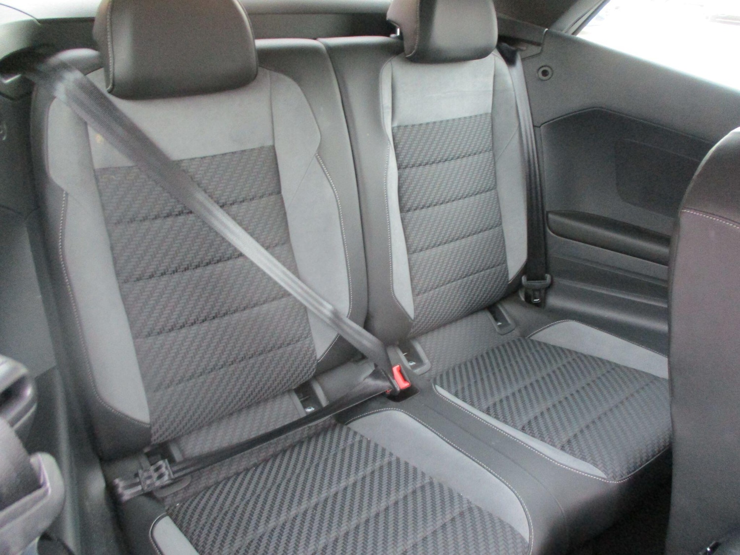 Used Volkswagen T-Roc for sale - 77854152: Photo 14