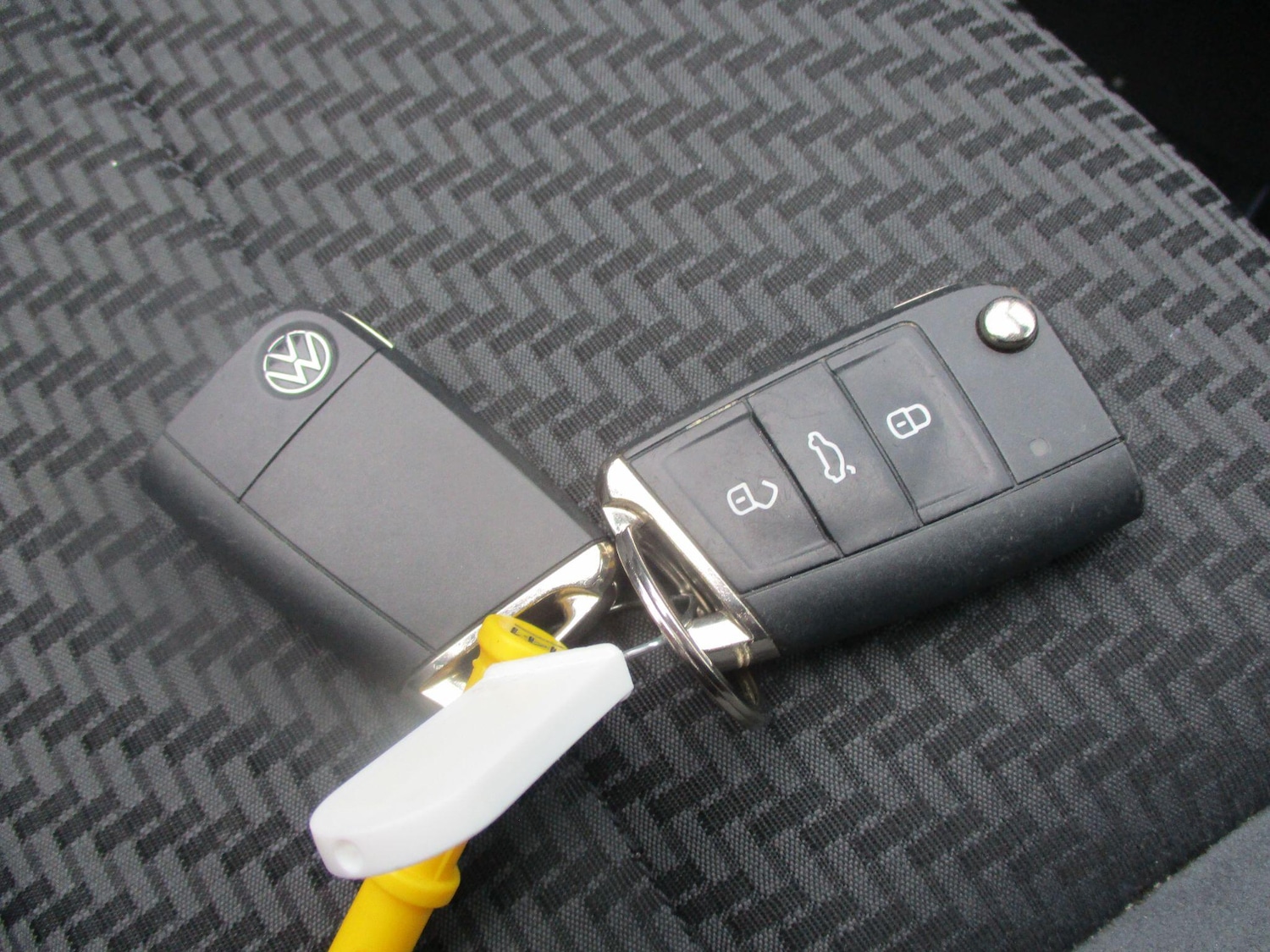 Used Volkswagen T-Roc for sale - 77854152: Photo 21