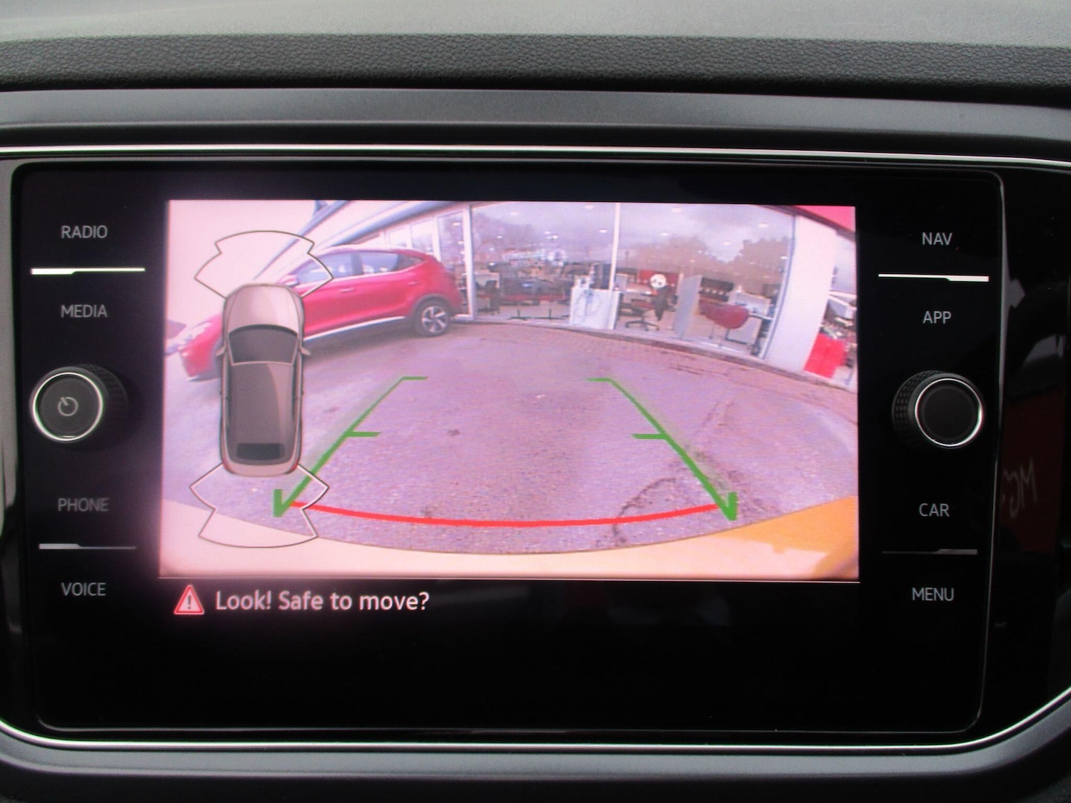 Used Volkswagen T-Roc for sale - 77854152: Photo 23