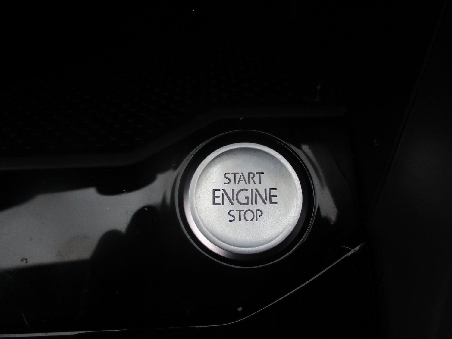 Used Volkswagen T-Roc for sale - 77854152: Photo 31