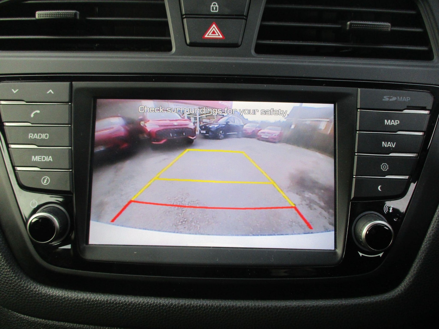 Used Hyundai i20 2018 for sale - 77658336: Photo 22