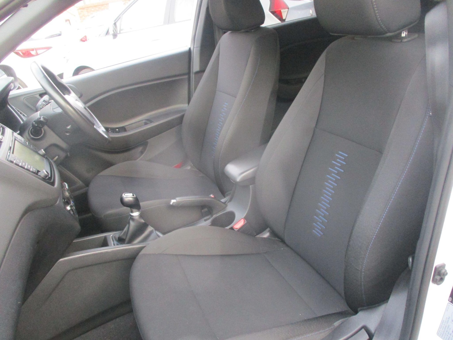 Used Hyundai i20 2018 for sale - 77658336: Photo 29