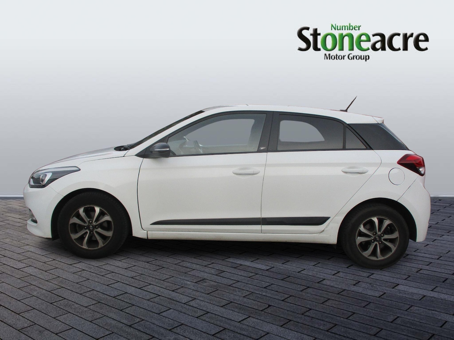 Used Hyundai i20 2018 for sale - 77658336: Photo 5