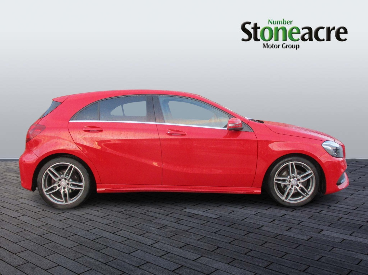 Used Mercedes-Benz A-Class 2016 for sale - 76912625: Photo 2