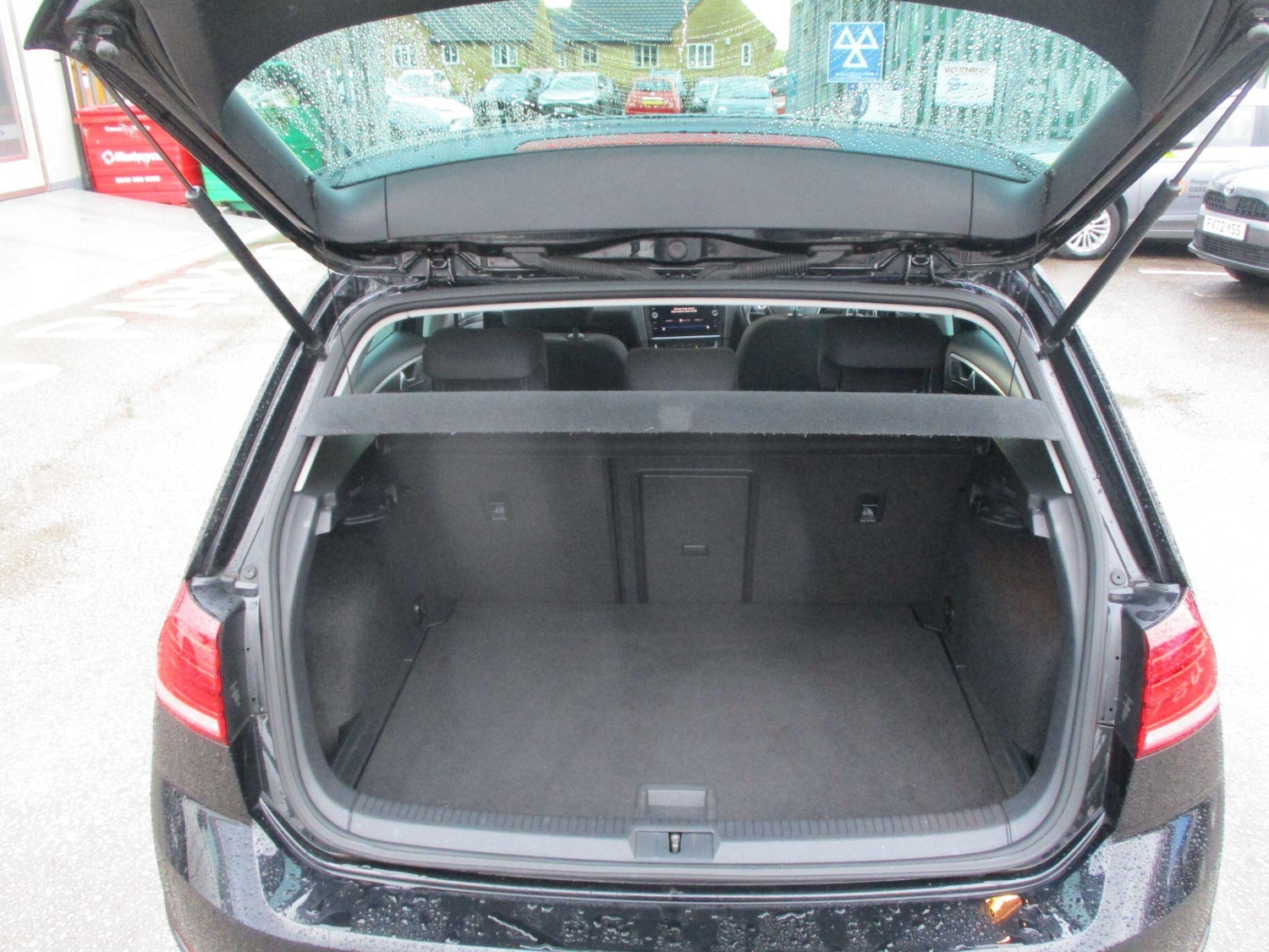 Used Volkswagen Golf 2019 for sale - 76952491: Photo 13