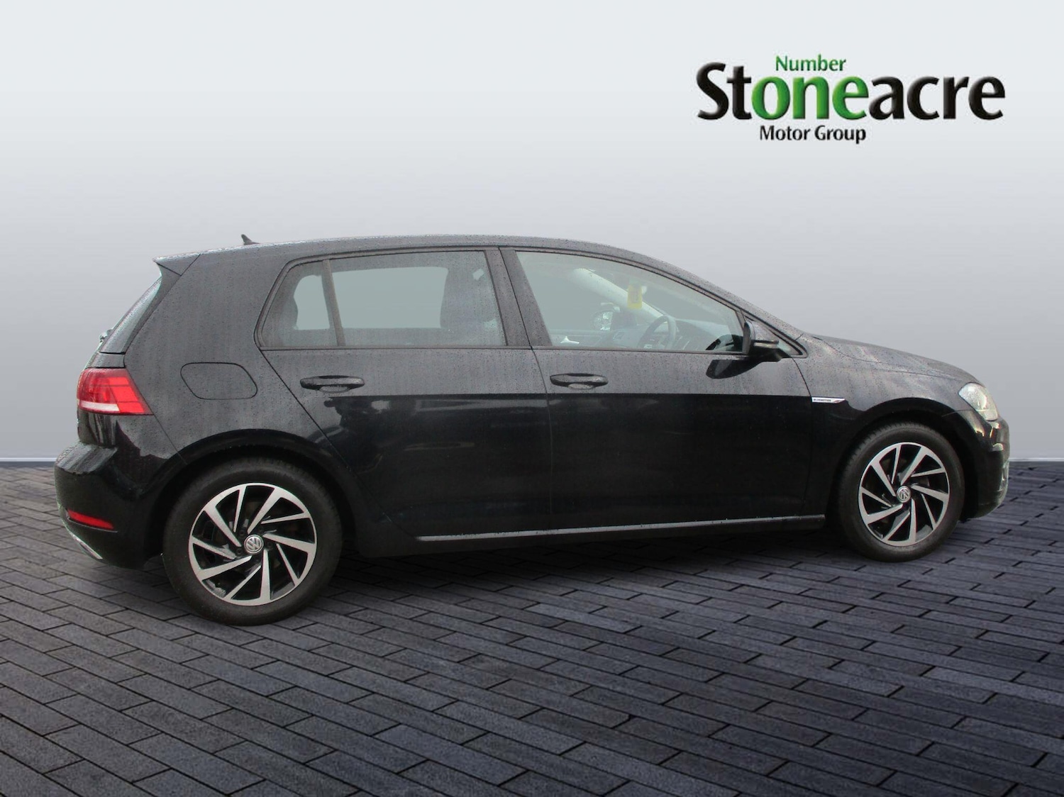 Used Volkswagen Golf 2019 for sale - 76952491: Photo 2