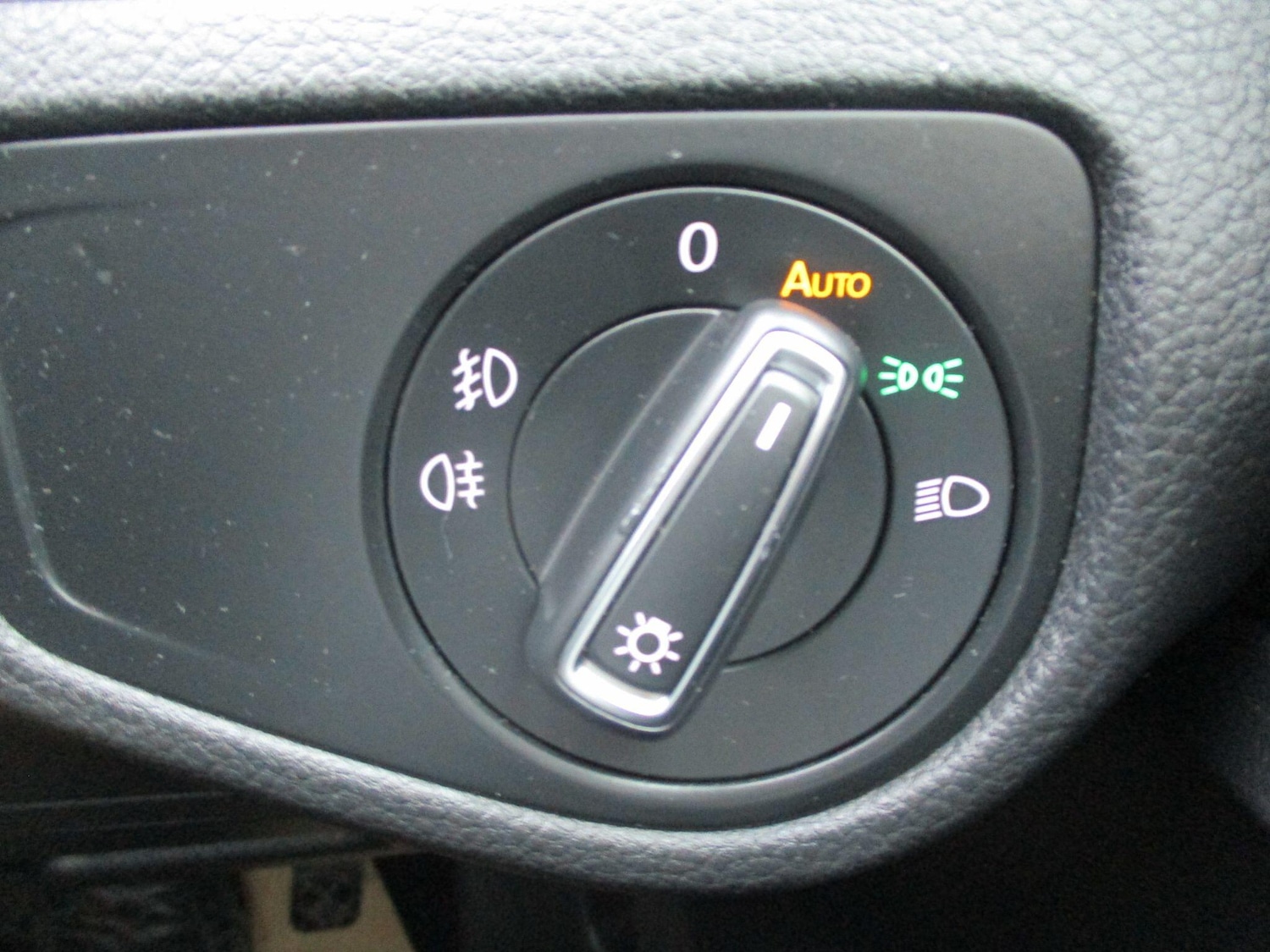 Used Volkswagen Golf 2019 for sale - 76952491: Photo 29