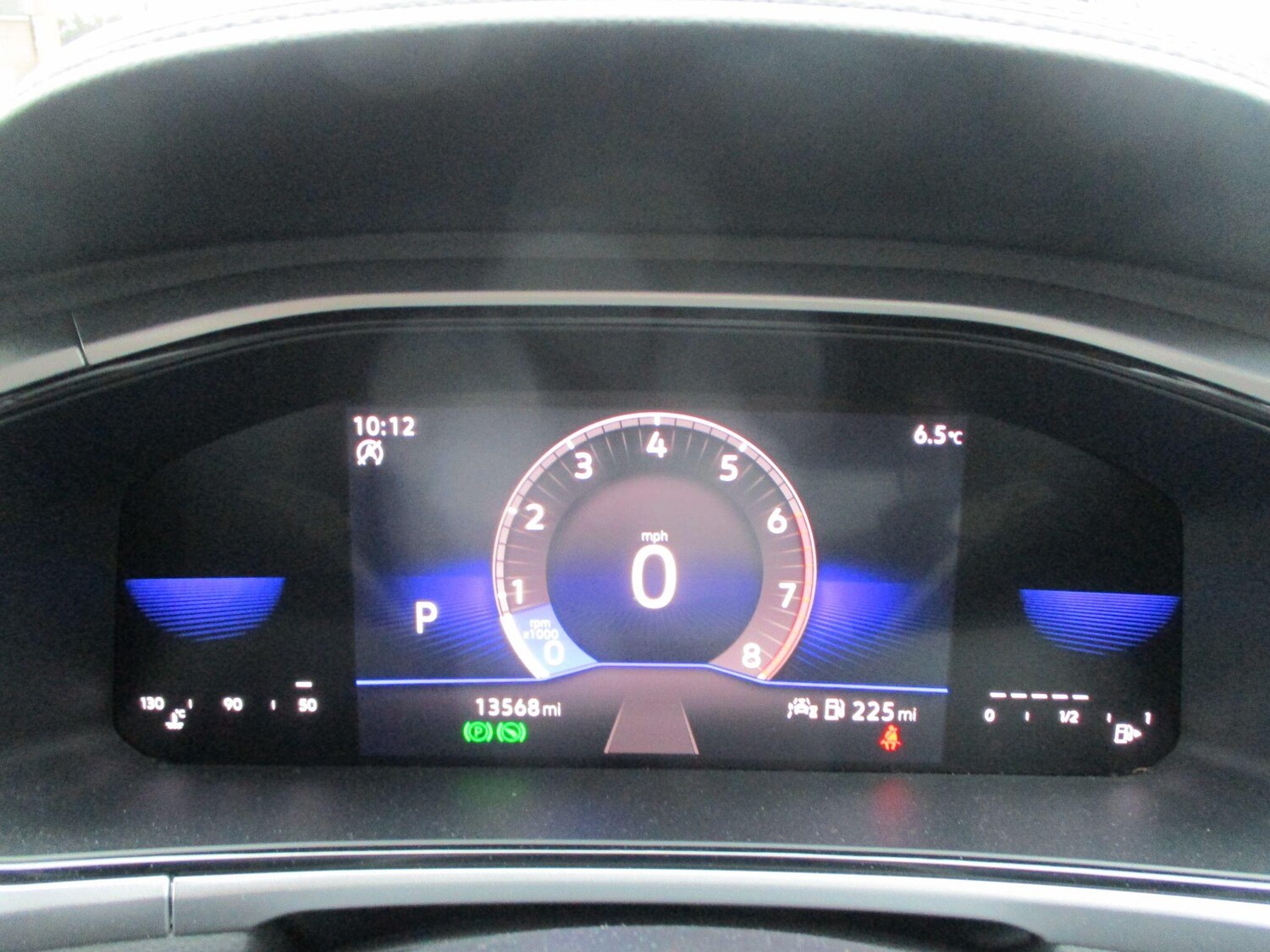 Used Volkswagen T-Roc 2023 for sale - 77723753: Photo 25