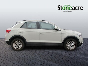 Used Volkswagen T-Roc 2023 for sale - 77723753: Photo