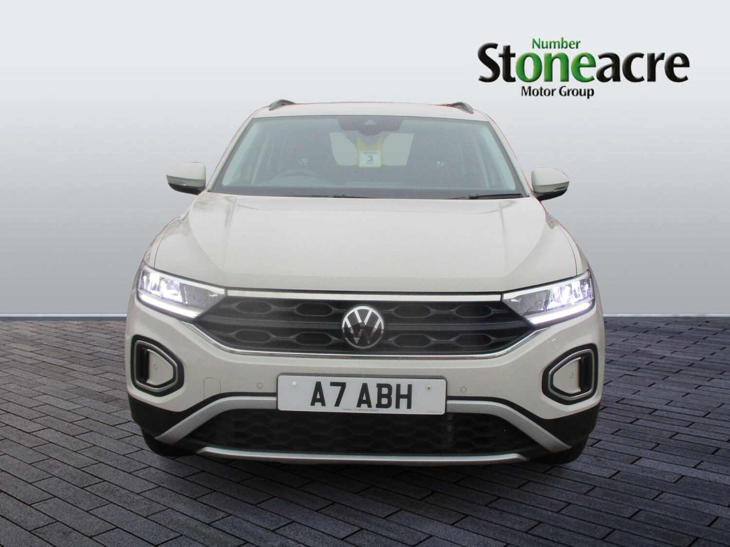 Used Volkswagen T-Roc 2023 for sale - 77723753: Photo 8