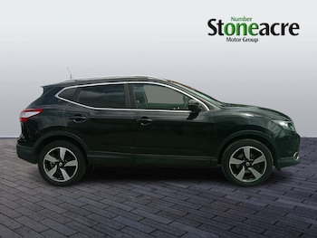 Used Nissan Qashqai 2017 for sale - 79396306: Photo