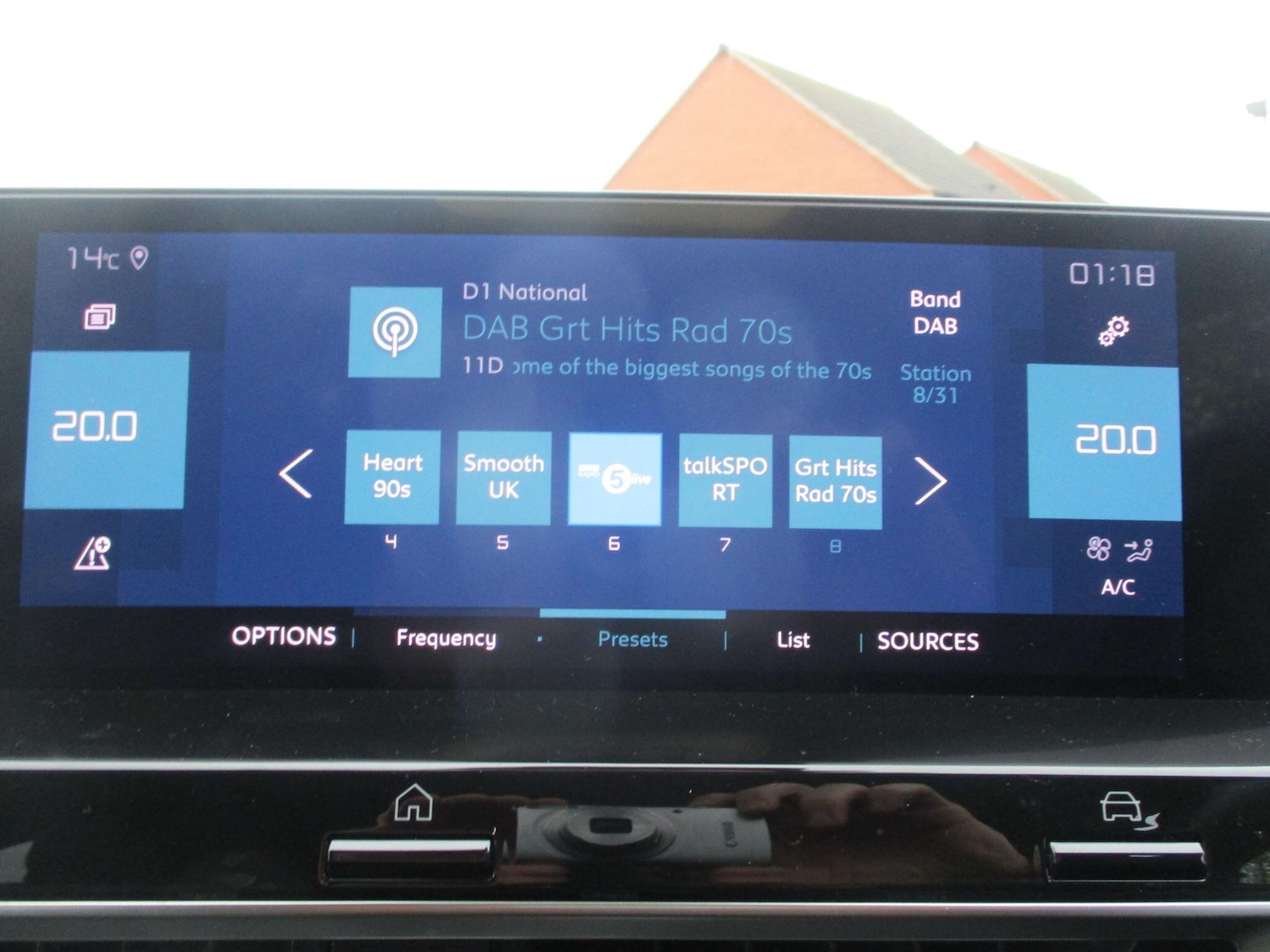Used Citroen e-C4 2024 for sale - 76318019: Photo 24