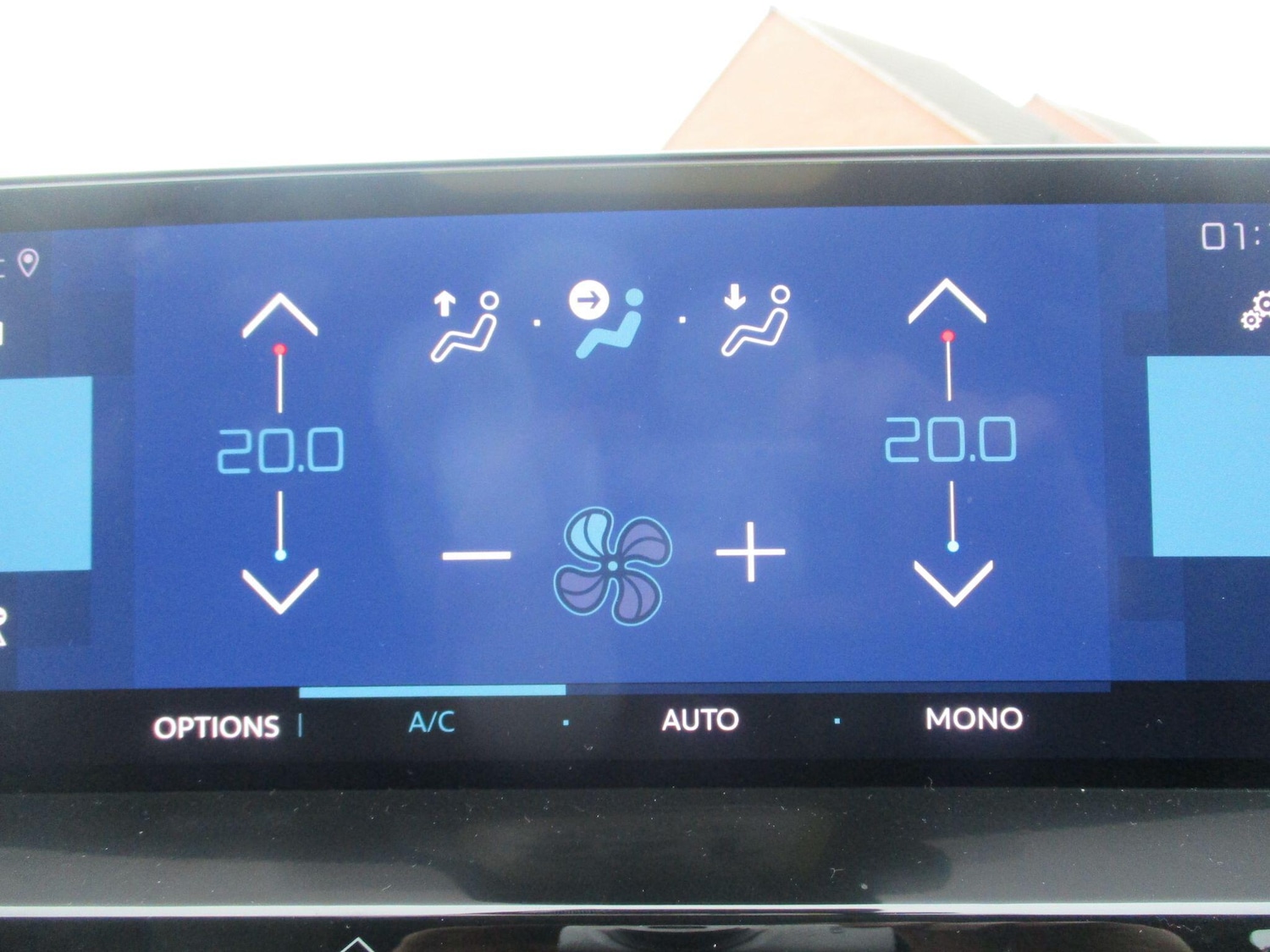 Used Citroen e-C4 2024 for sale - 76318019: Photo 30