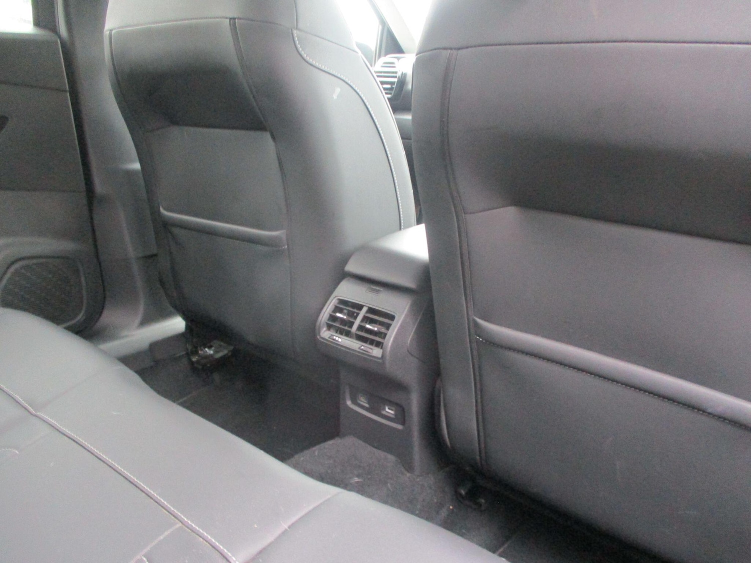 Used Citroen e-C4 2024 for sale - 76318019: Photo 35
