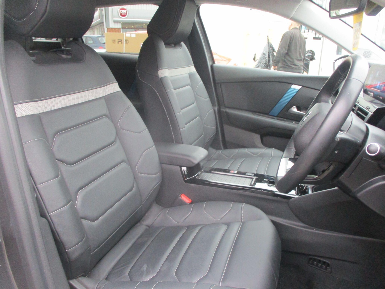 Used Citroen e-C4 2024 for sale - 76318019: Photo 9