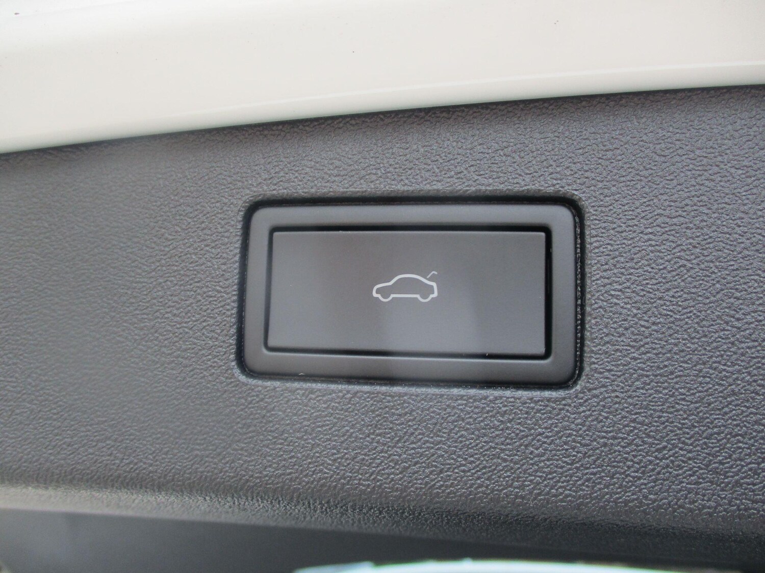 Used Volkswagen Tiguan for sale - 77909130: Photo 12