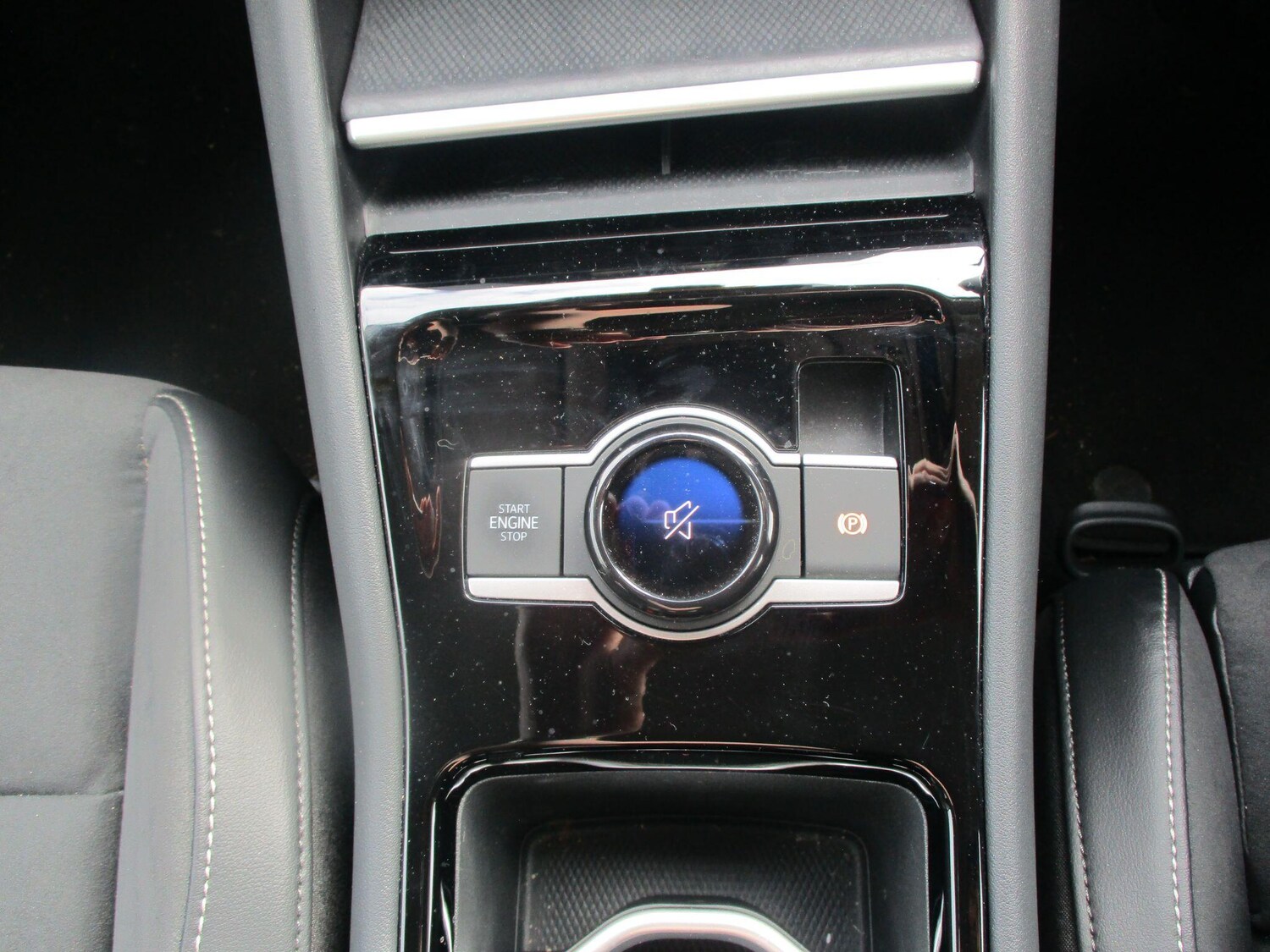 Used Volkswagen Tiguan for sale - 77909130: Photo 13