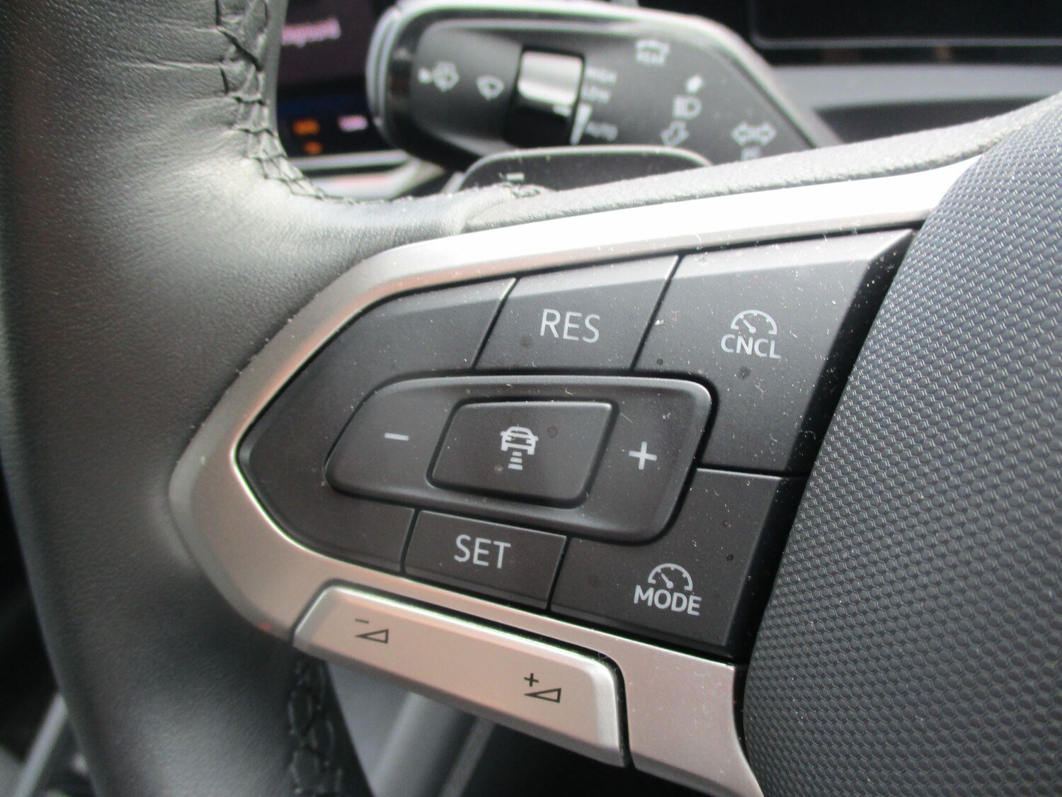 Used Volkswagen Tiguan for sale - 77909130: Photo 16