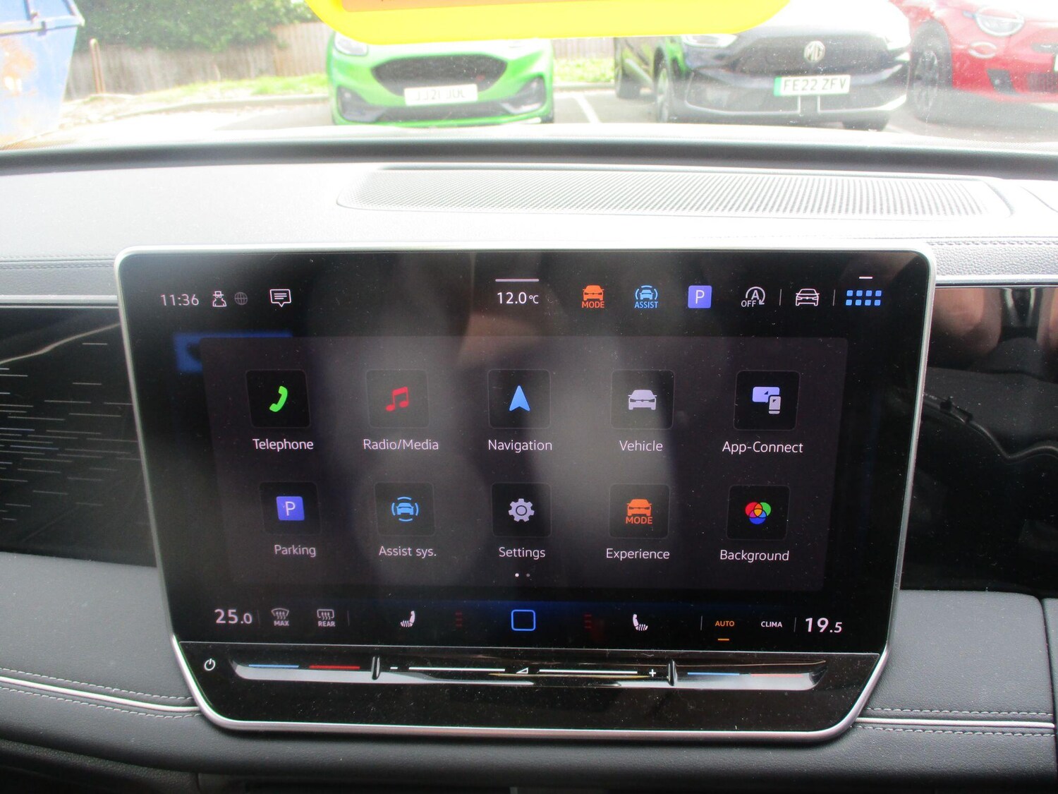 Used Volkswagen Tiguan for sale - 77909130: Photo 22