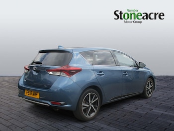 Used Toyota Auris 2018 for sale - 76024634: Photo