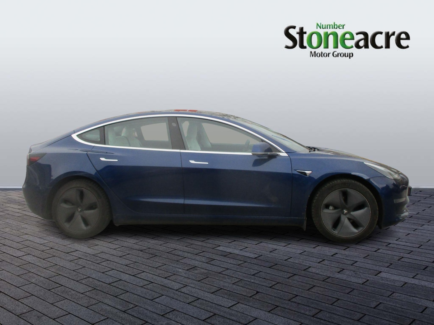Used Tesla Model 3 2019 for sale - 77854160: Photo 2