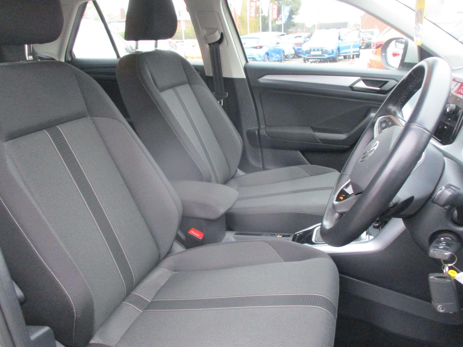 Used Volkswagen T-Roc 2023 for sale - 77565004: Photo 10