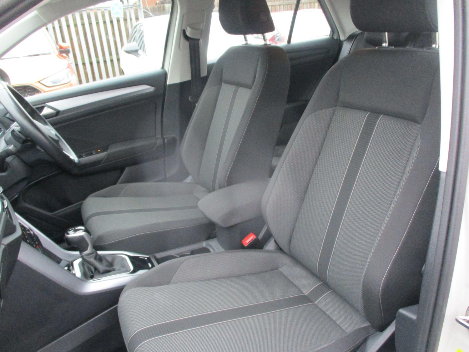 Used Volkswagen T-Roc 2023 for sale - 77565004: Photo 11