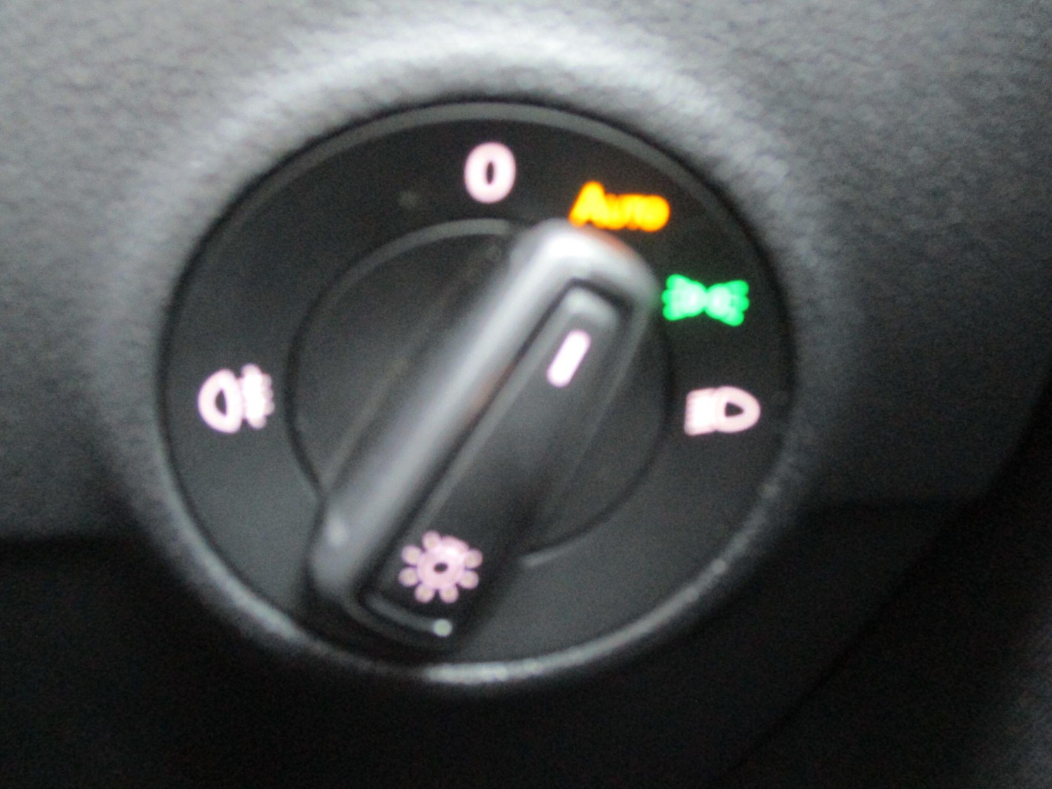 Used Volkswagen T-Roc 2023 for sale - 77565004: Photo 22