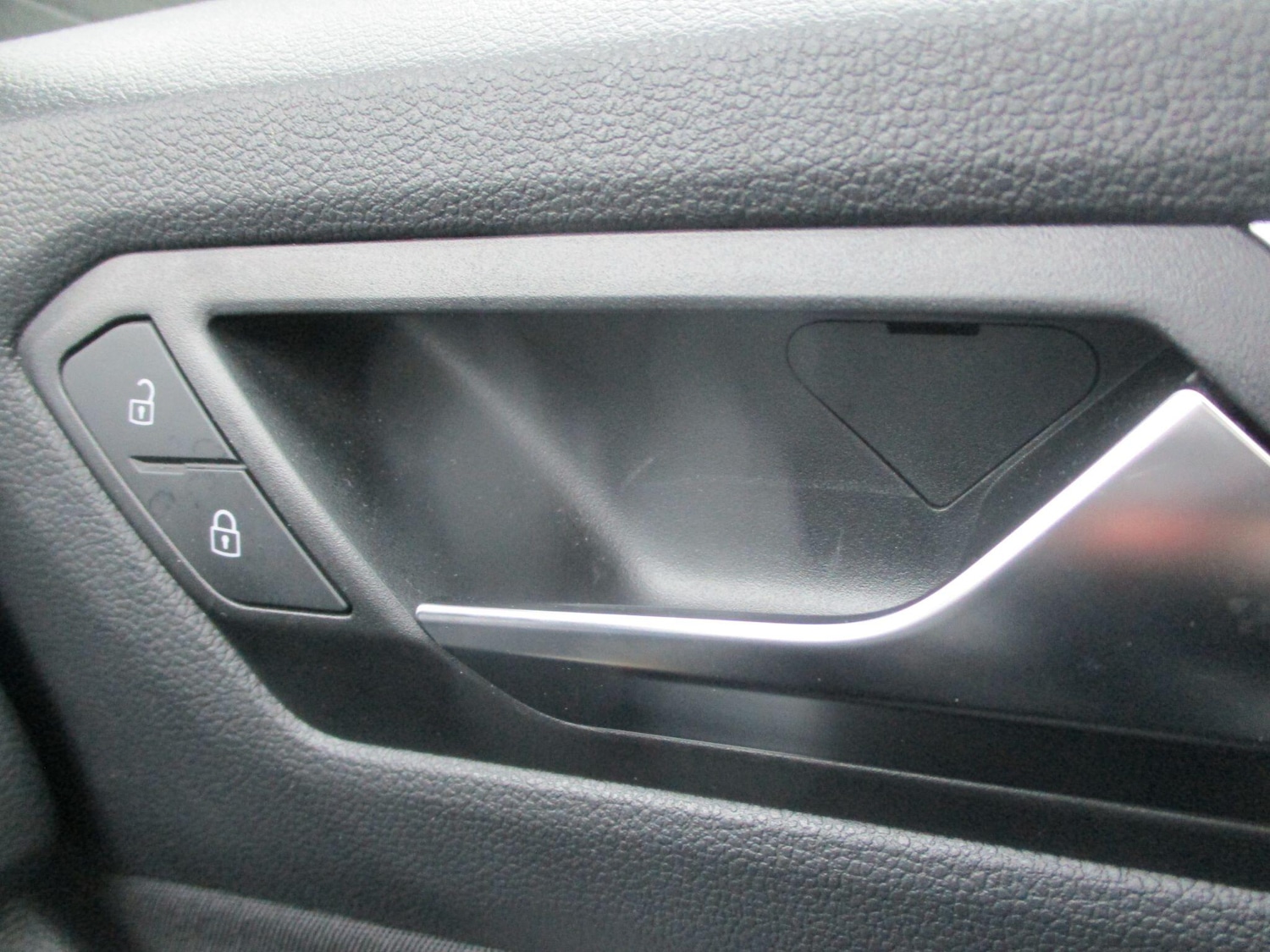 Used Volkswagen T-Roc 2023 for sale - 77565004: Photo 23