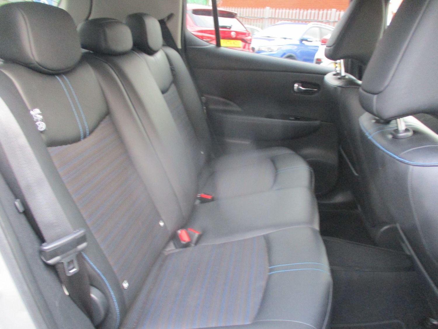 Used Nissan Leaf 2020 for sale - 77537988: Photo 11