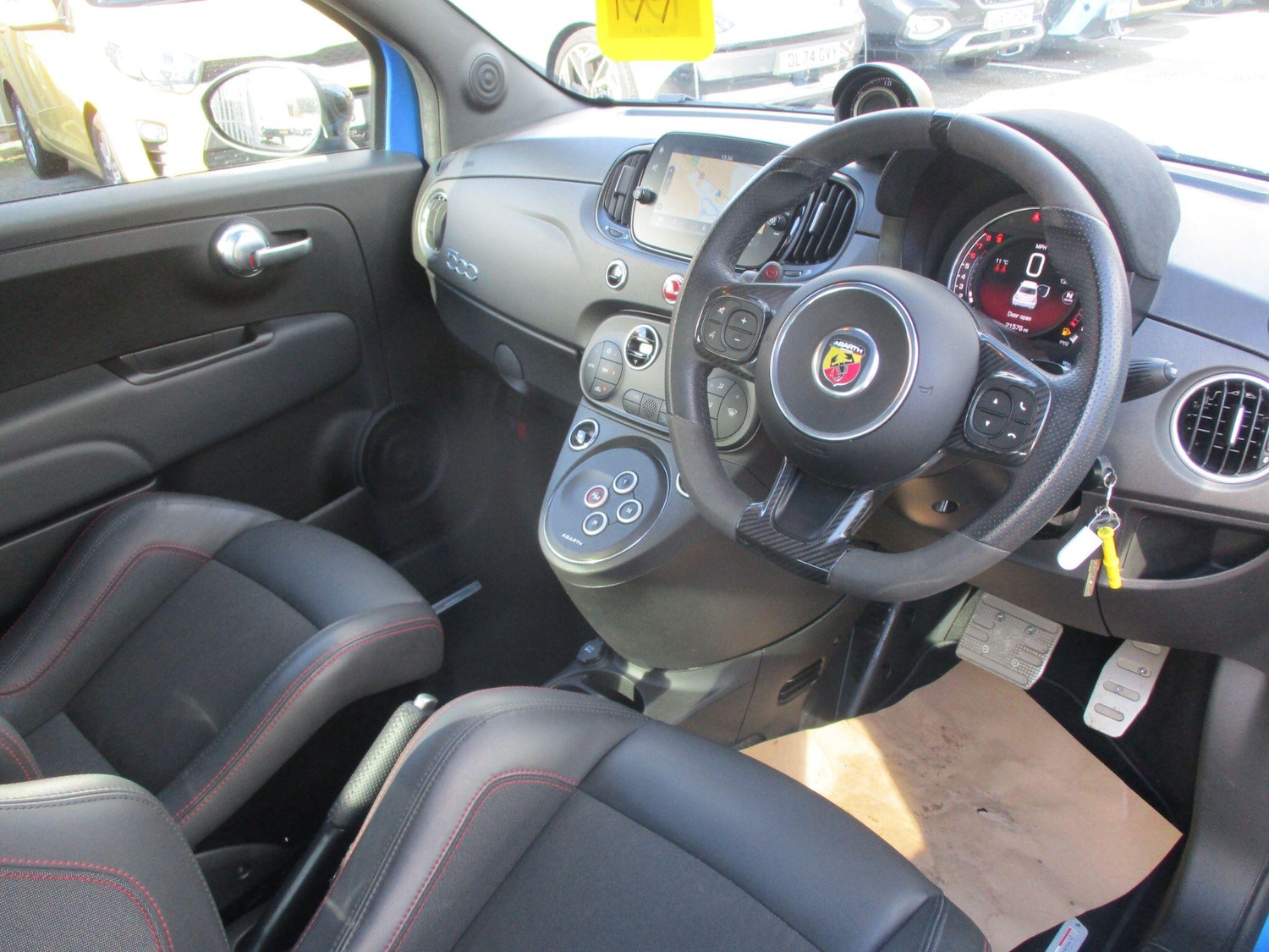 Used Abarth 500 2023 for sale - 76388581: Photo 10