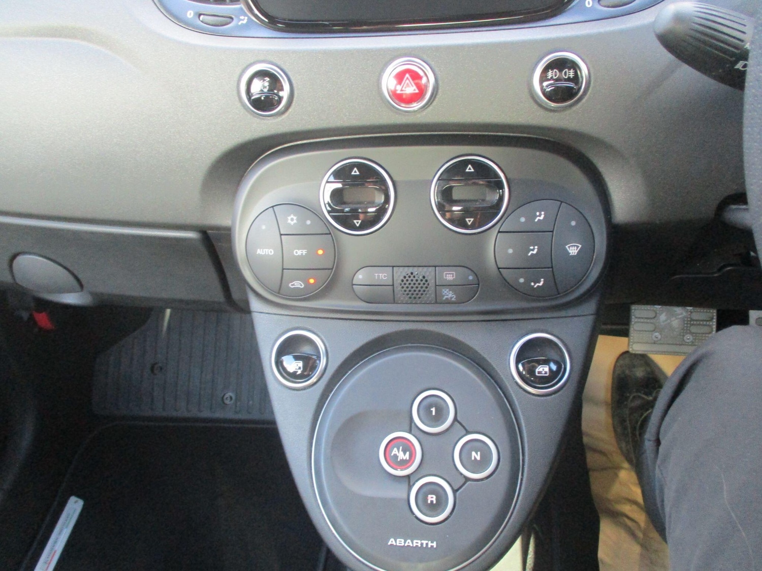 Used Abarth 500 2023 for sale - 76388581: Photo 12