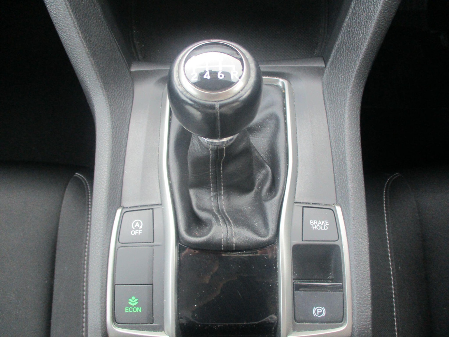 Used Honda Civic 2020 for sale - 76499415: Photo 4