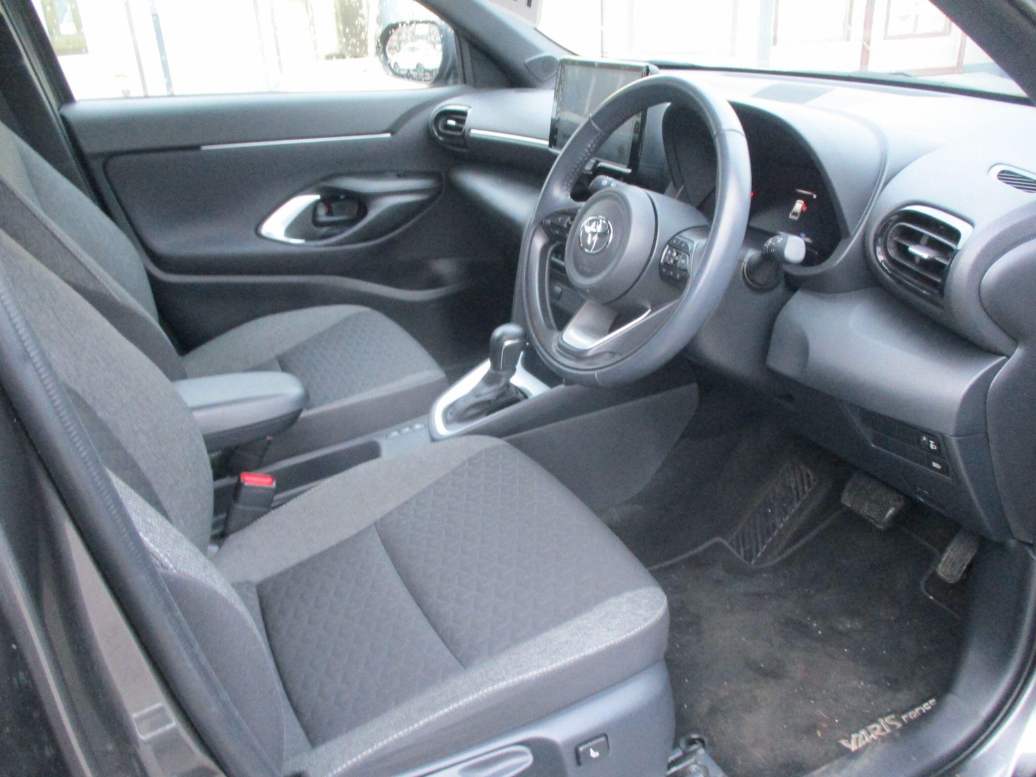 Used Toyota Yaris Cross 2022 for sale - 77097595: Photo 13