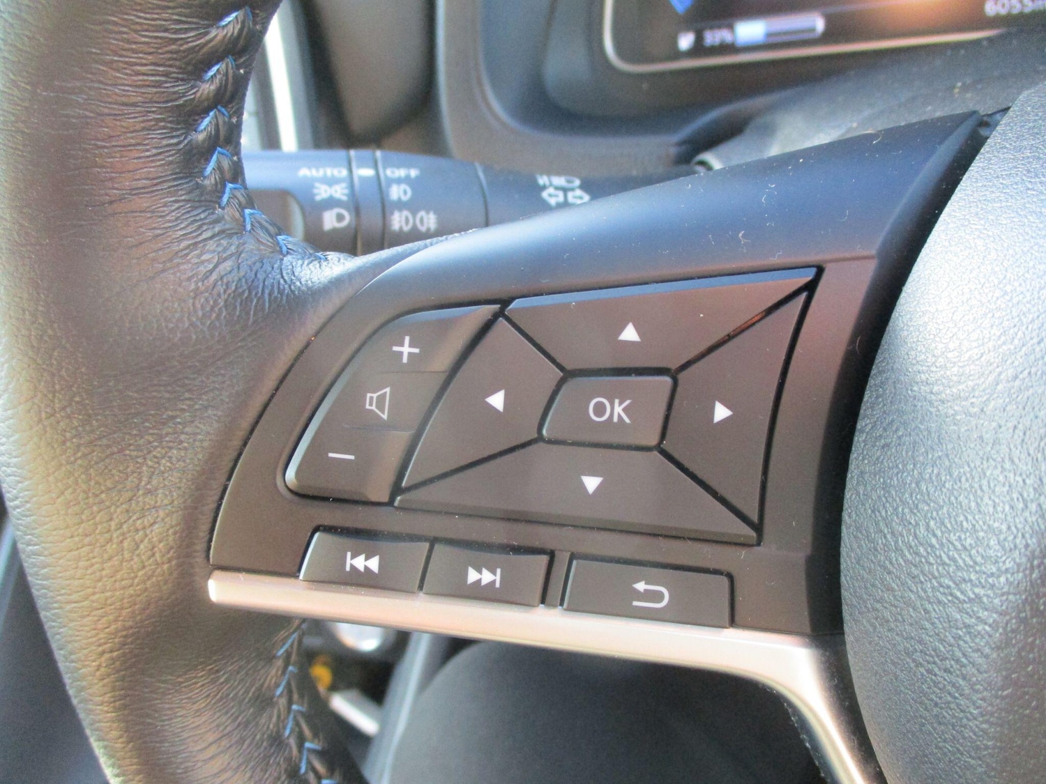 Used Nissan Leaf 2024 for sale - 76701108: Photo 17