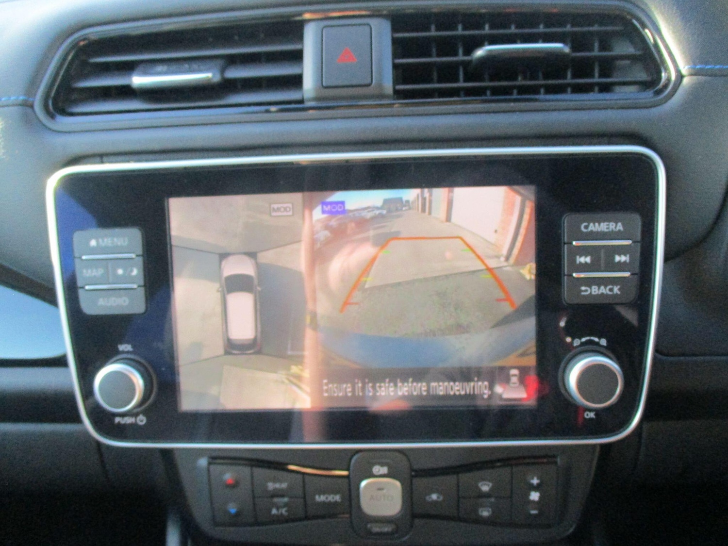 Used Nissan Leaf 2024 for sale - 76701108: Photo 23