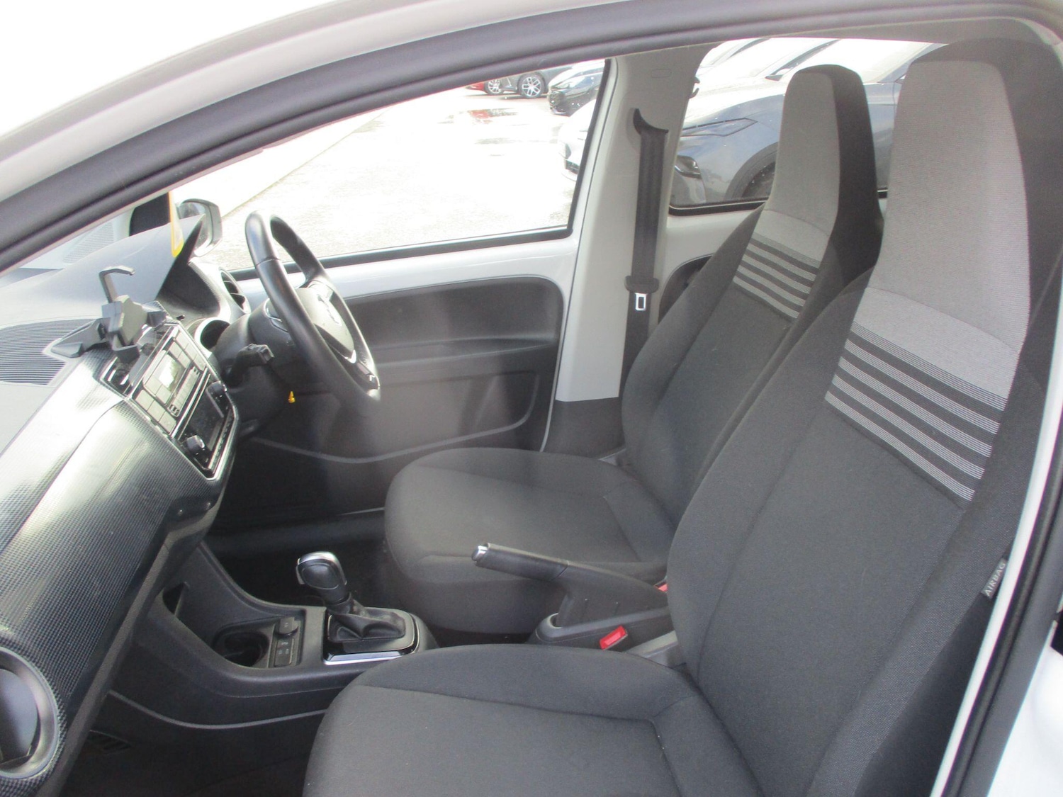 Used Volkswagen up! 2021 for sale - 76388239: Photo 22