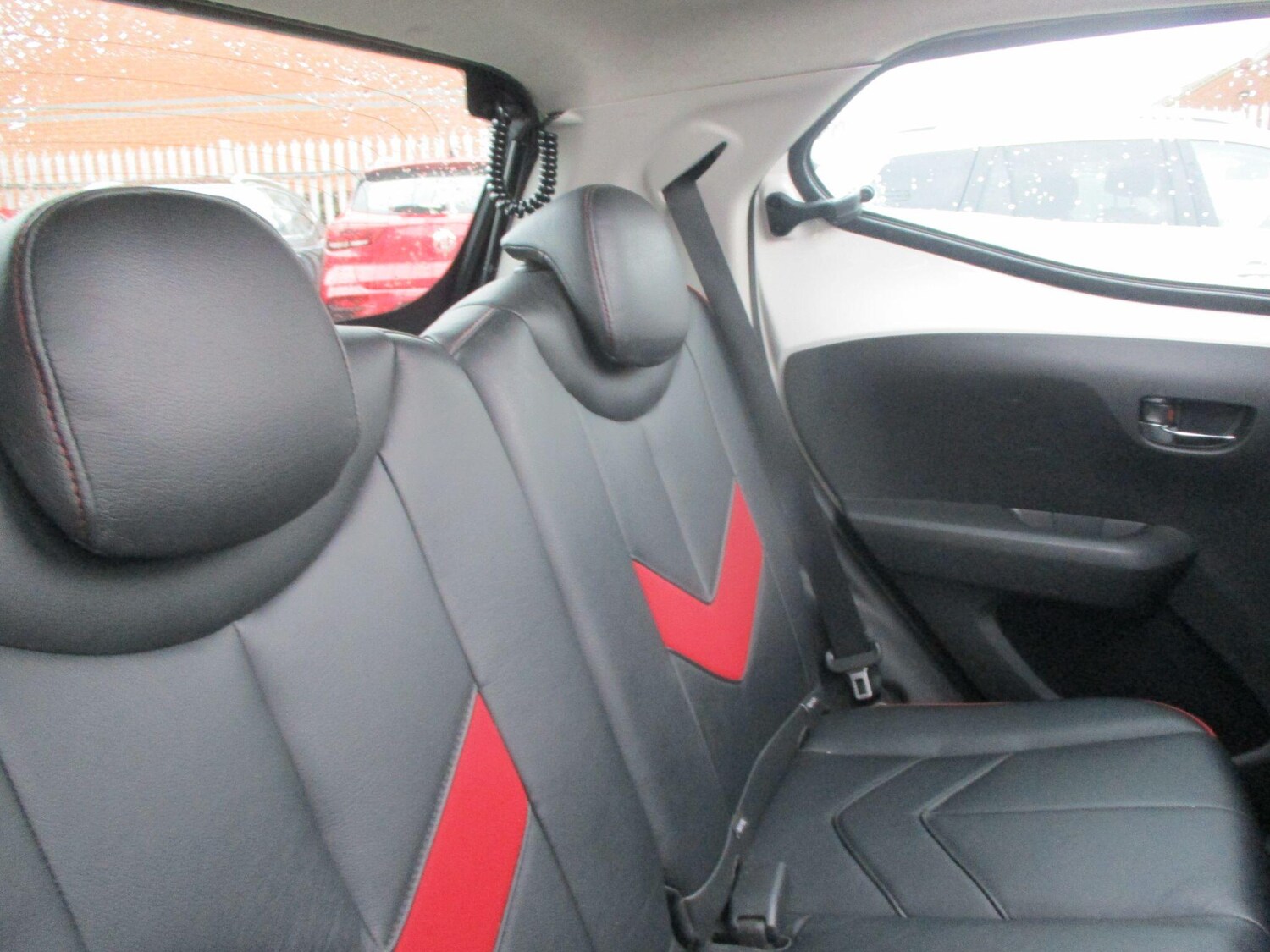 Used Toyota AYGO 2017 for sale - 77722950: Photo 11