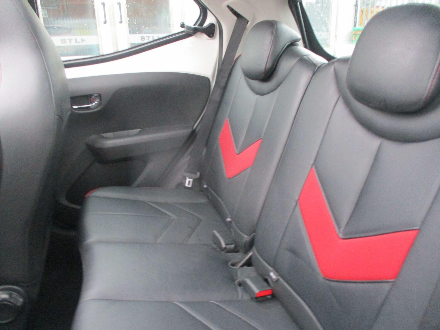 Used Toyota AYGO 2017 for sale - 77722950: Photo 14