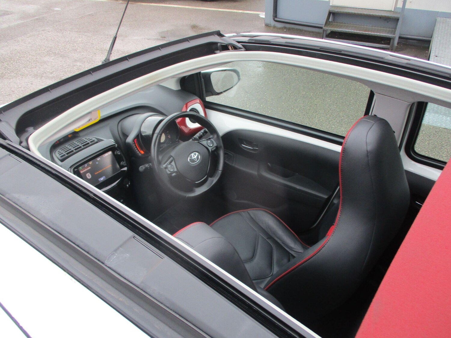 Used Toyota AYGO 2017 for sale - 77722950: Photo 16