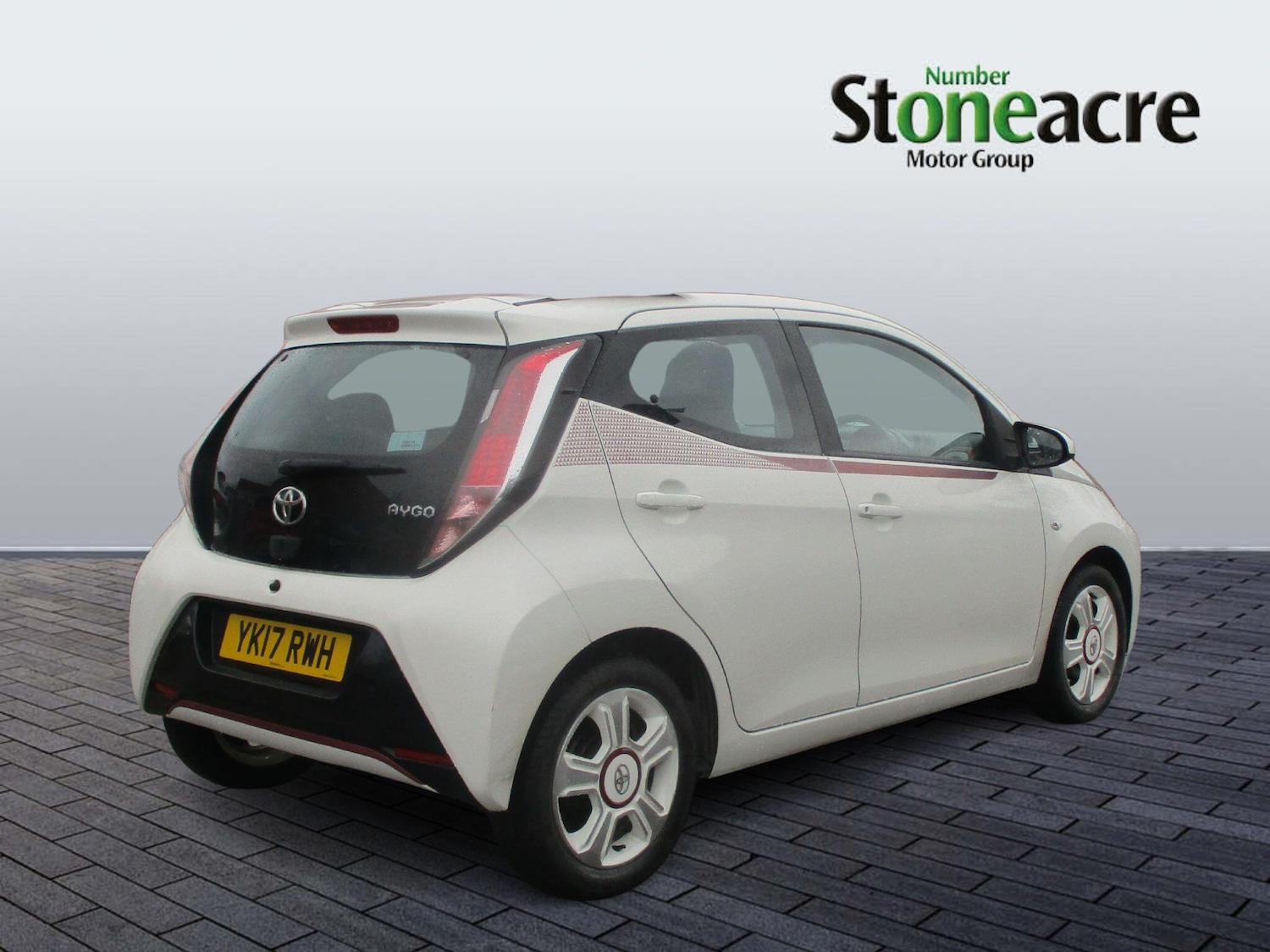 Used Toyota AYGO 2017 for sale - 77722950: Photo 3