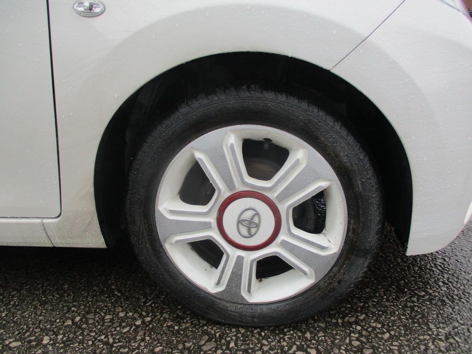 Used Toyota AYGO 2017 for sale - 77722950: Photo 9