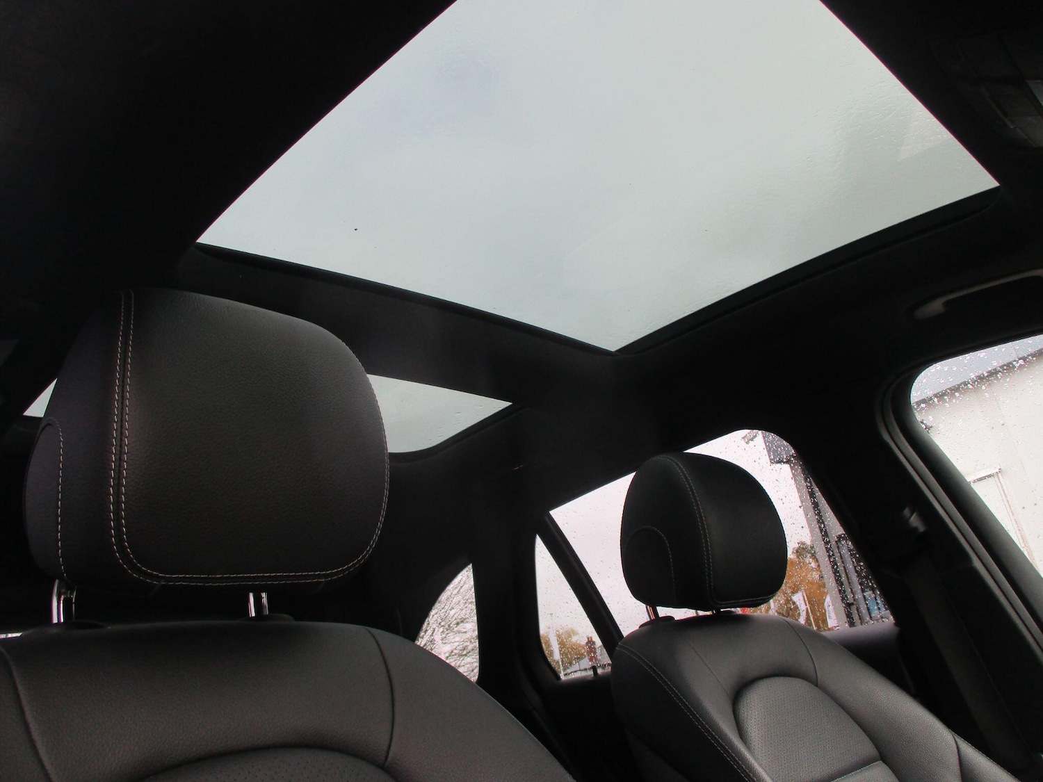 Used Mercedes-Benz GLC 2016 for sale - 77057309: Photo 27