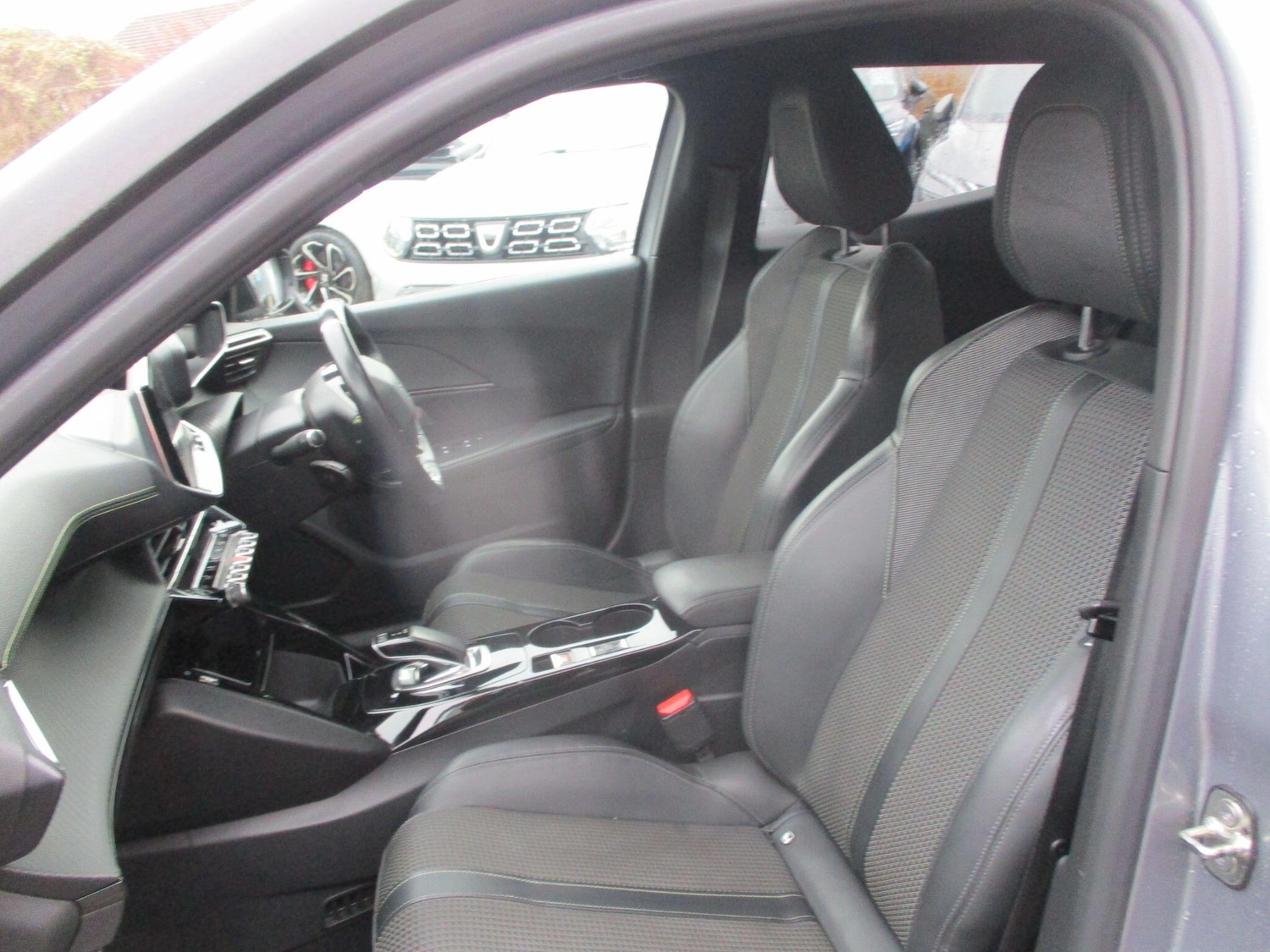 Used Peugeot 2008 2020 for sale - 77853062: Photo 37