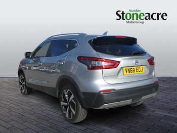 Used Nissan Qashqai 2018 for sale - 76388609: Photo