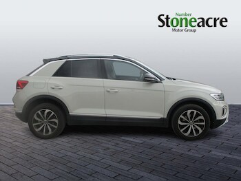 Used Volkswagen T-Roc 2022 for sale - 77909020: Photo