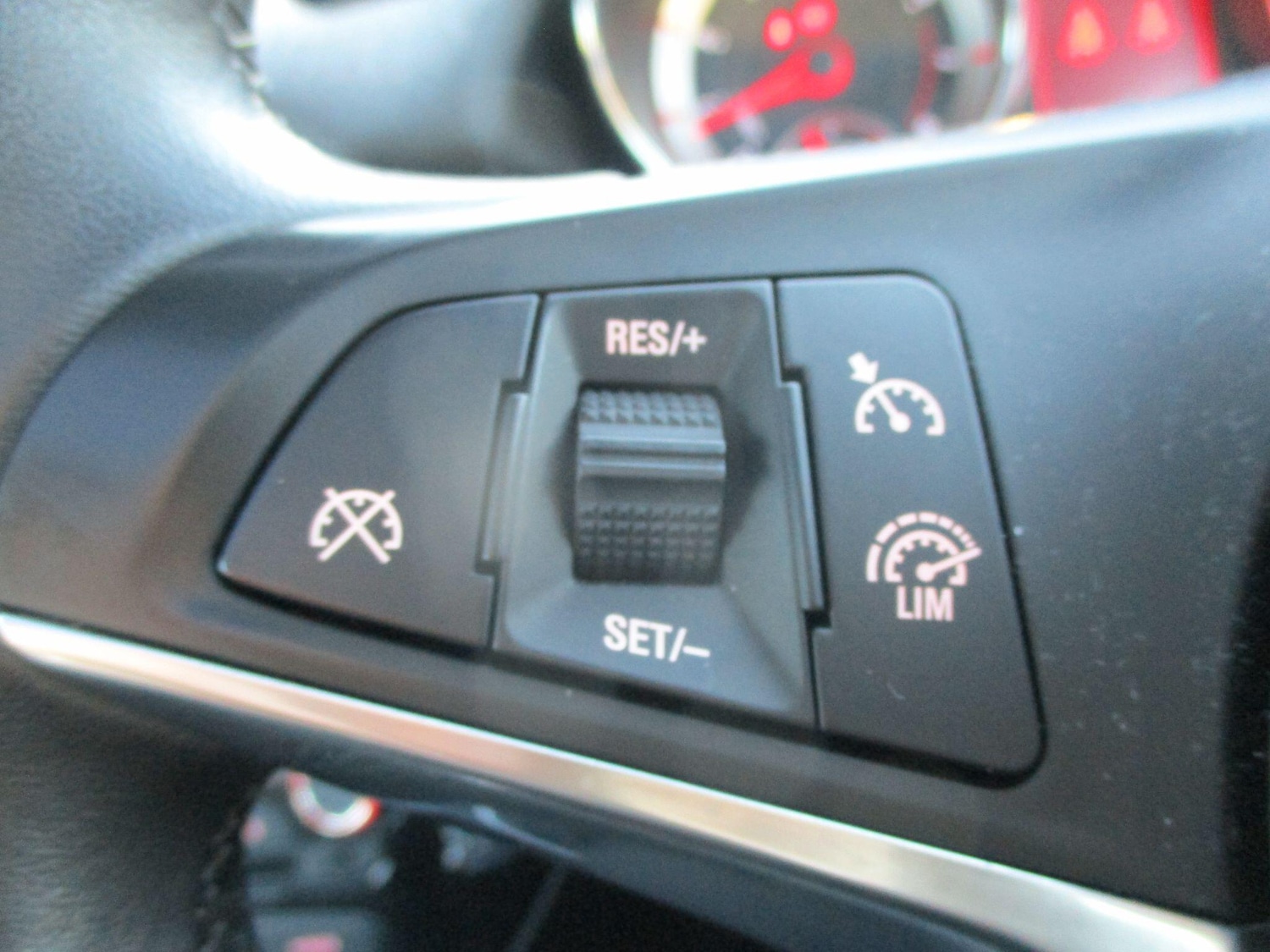 Used Vauxhall ADAM 2017 for sale - 77331725: Photo 11