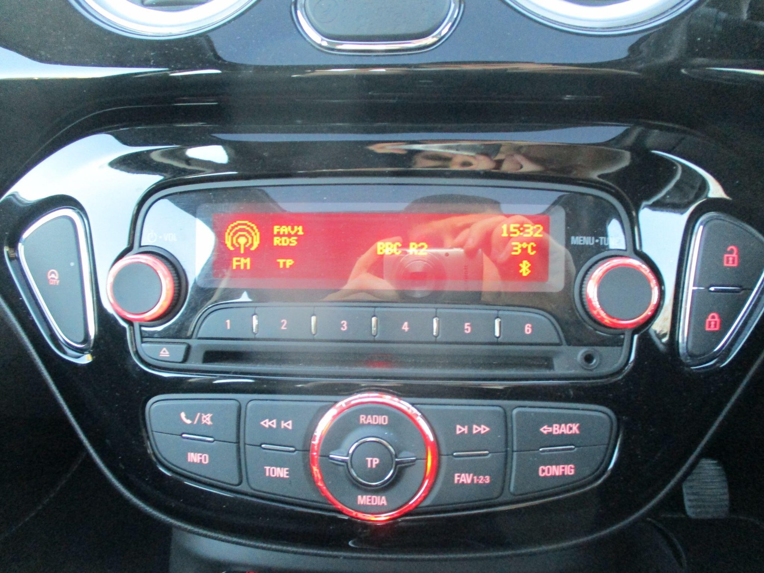 Used Vauxhall ADAM 2017 for sale - 77331725: Photo 15